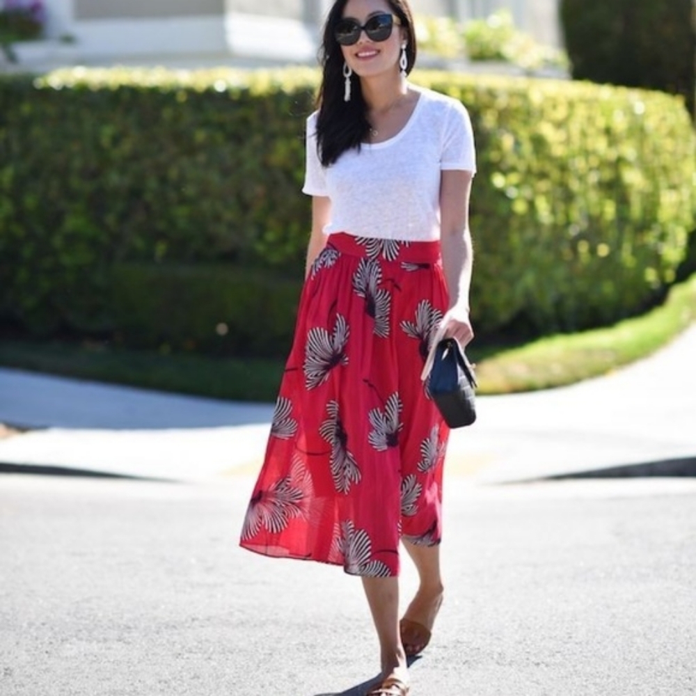 Ann Taylor - Floral midi skirt
